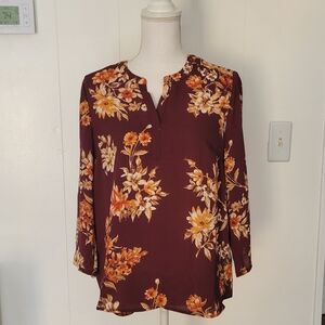 Daniel Rainn Floral Top Size MP
